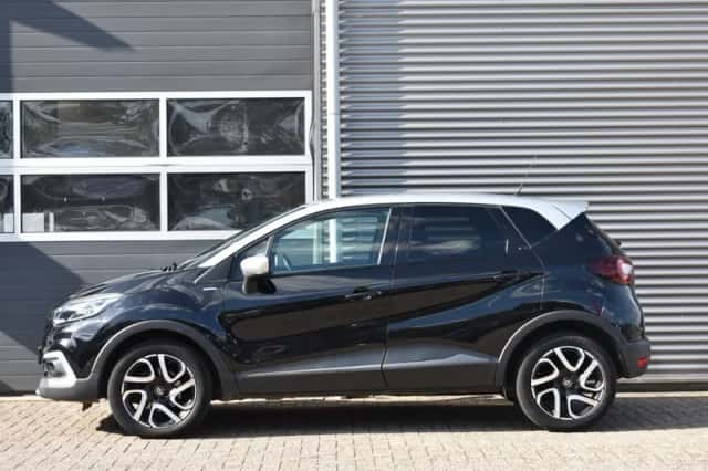 Renault Captur (2017) thumbnail 2