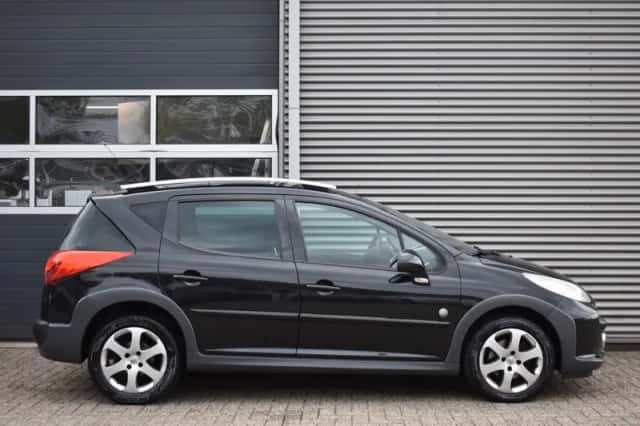 Peugeot 207 (2009) thumbnail 4