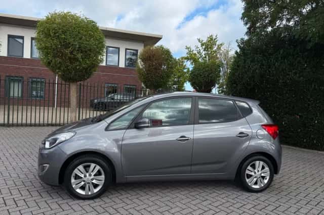 Hyundai ix20 (2015) thumbnail 2