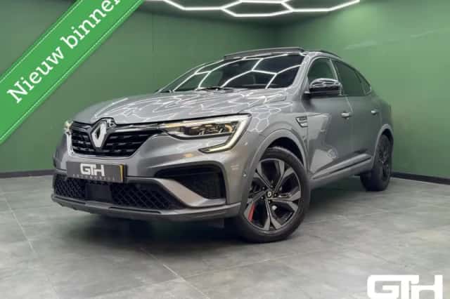 Renault Arkana (2022) thumbnail 1