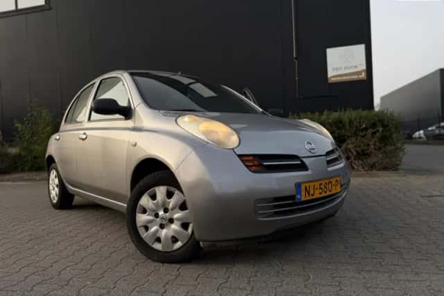 Nissan Micra (2003) thumbnail 1