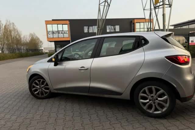 Renault Clio (2013) thumbnail 5