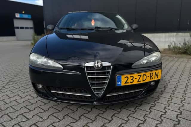 Alfa Romeo 147 (2008) thumbnail 3