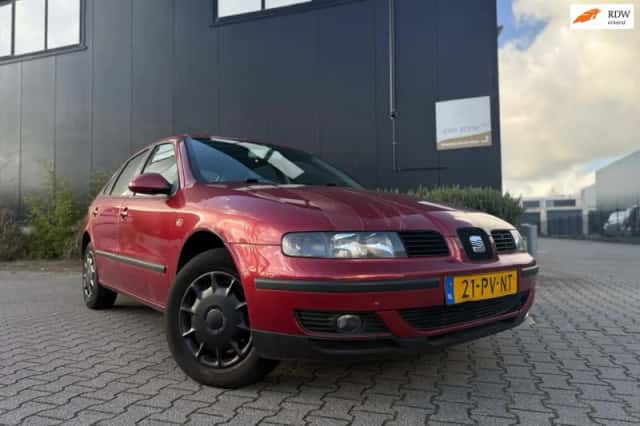 SEAT Leon (2005) thumbnail 1