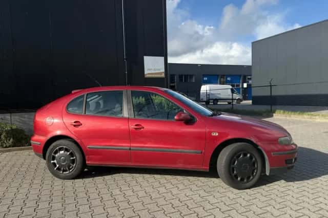 SEAT Leon (2005) thumbnail 3