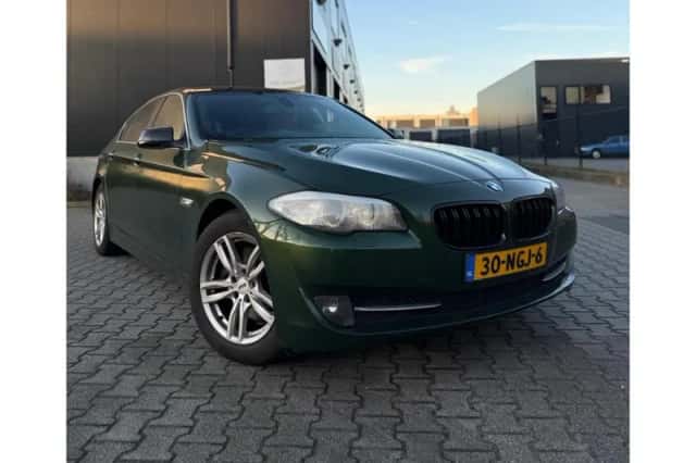 BMW 5-Serie (2010) thumbnail 1