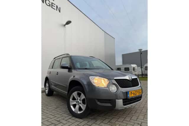 Škoda Yeti (2013) thumbnail 2