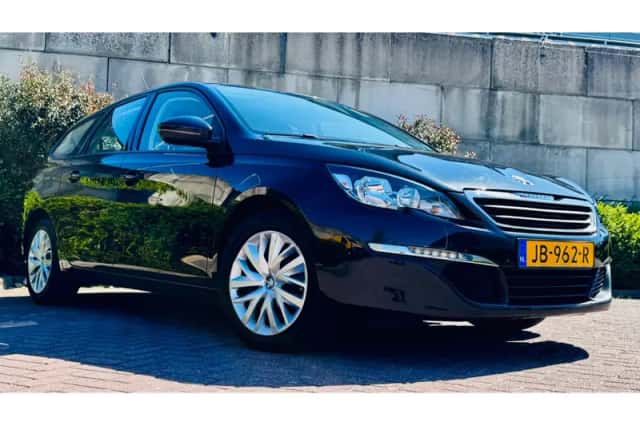 Peugeot 308 (2016) thumbnail 1