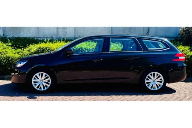 Peugeot 308 (2016) thumbnail 3