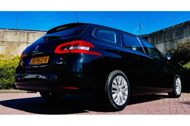 Peugeot 308 (2016) thumbnail 6