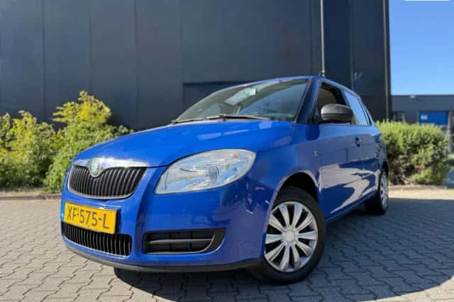 Škoda Fabia (2009) thumbnail 1