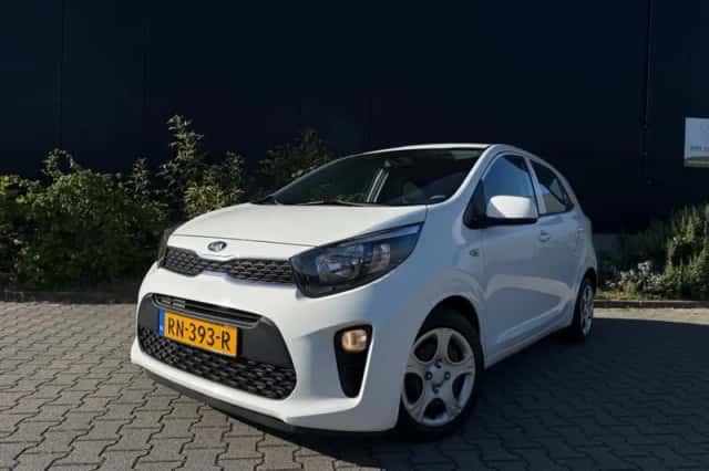 Kia Picanto (2018) thumbnail 2
