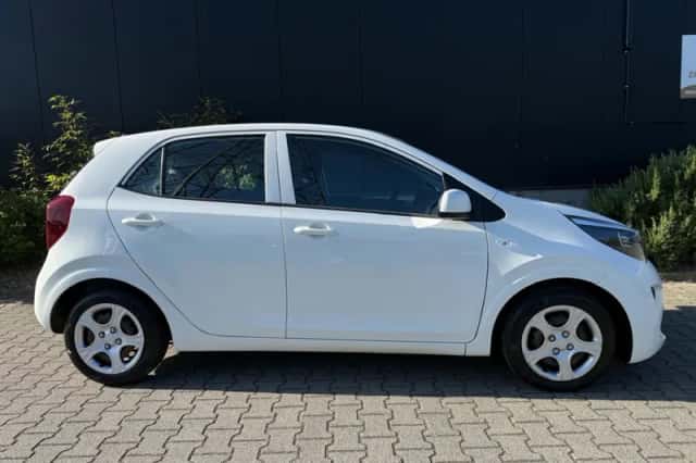 Kia Picanto (2018) thumbnail 4