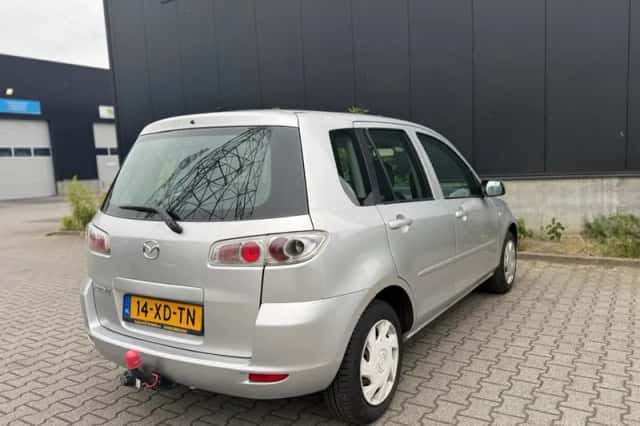Mazda 2 (2007) thumbnail 6