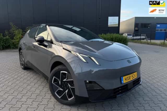 Lynk & Co 02 (2025) thumbnail 1