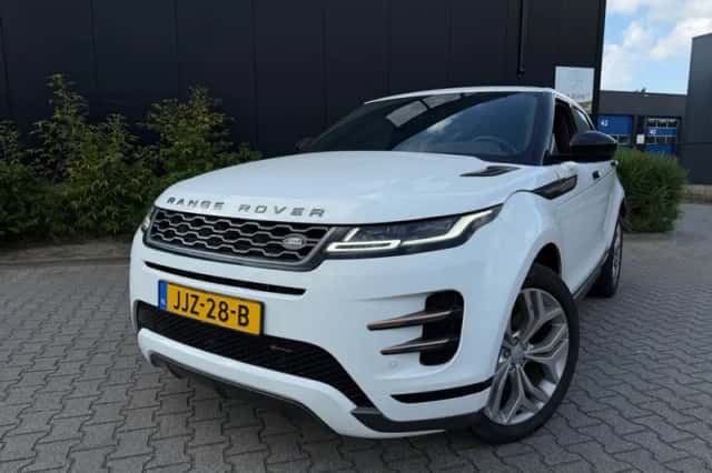 Land Rover Range Rover Evoque (2022) thumbnail 3