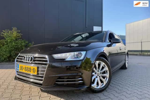 Audi A4 (2016) thumbnail 1