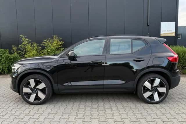 Volkswagen Golf (2021) thumbnail 5