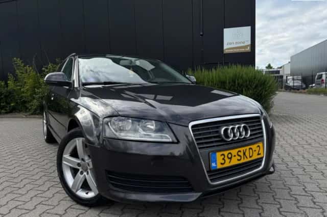 Audi A3 (2010) thumbnail 1