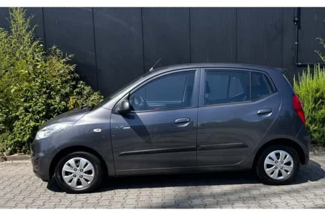 Hyundai i10 (2013) thumbnail 2