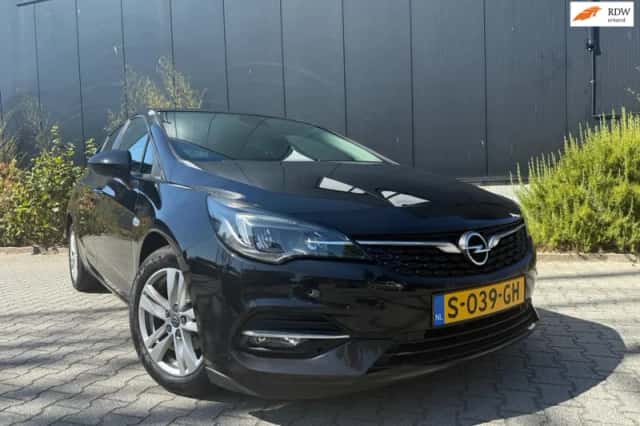 Opel Astra (2021) thumbnail 1