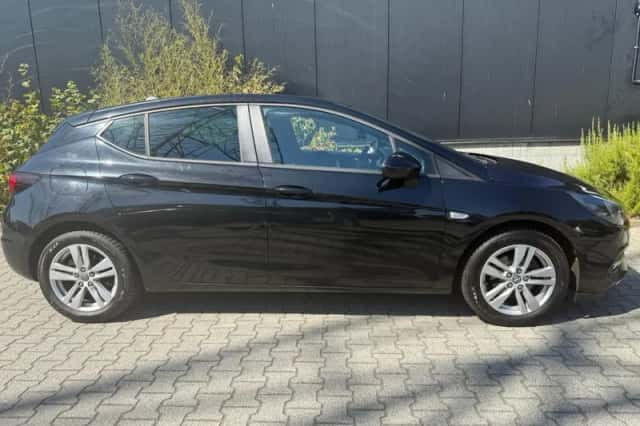 Opel Astra (2021) thumbnail 4
