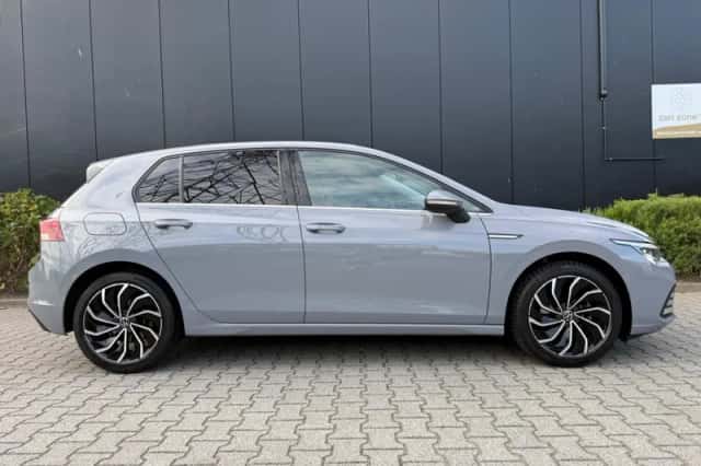 Volkswagen Golf (2020) thumbnail 5