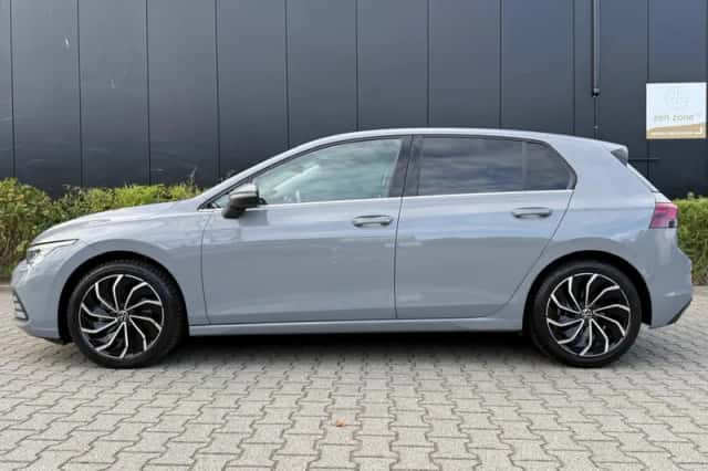 Volkswagen Golf (2020) thumbnail 6