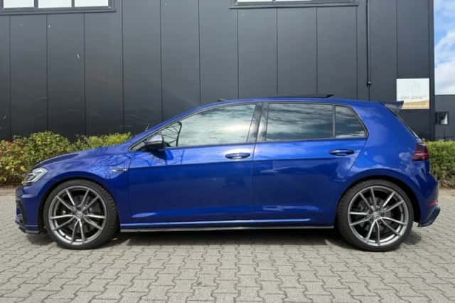 Volkswagen Golf (2018) thumbnail 4