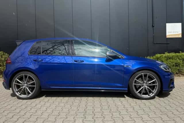 Volkswagen Golf (2018) thumbnail 5