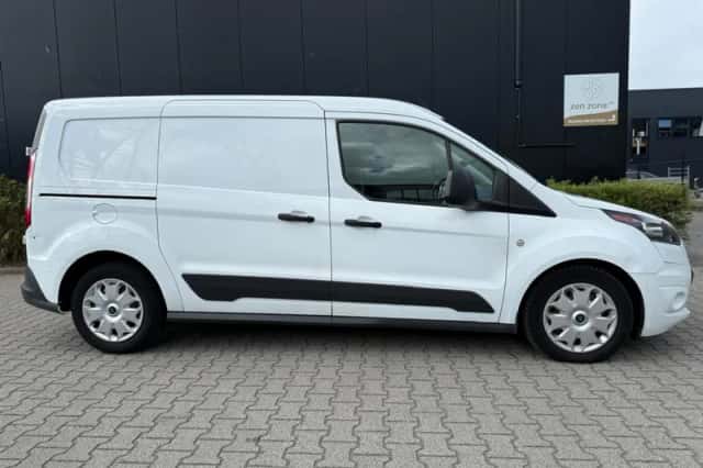 Ford Transit Connect (2018) thumbnail 3