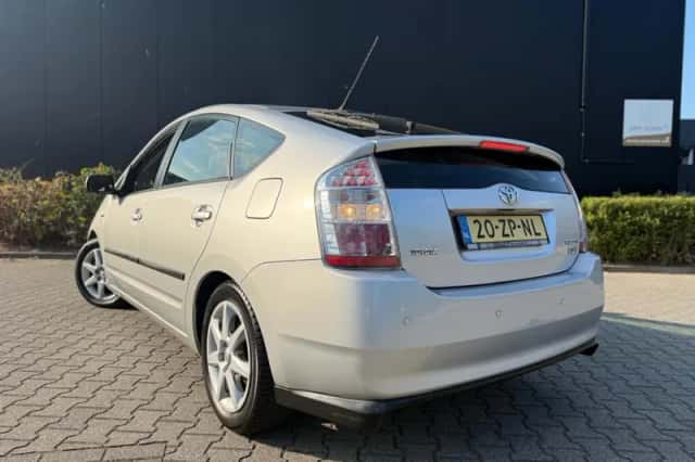 Toyota Prius (2008) thumbnail 6