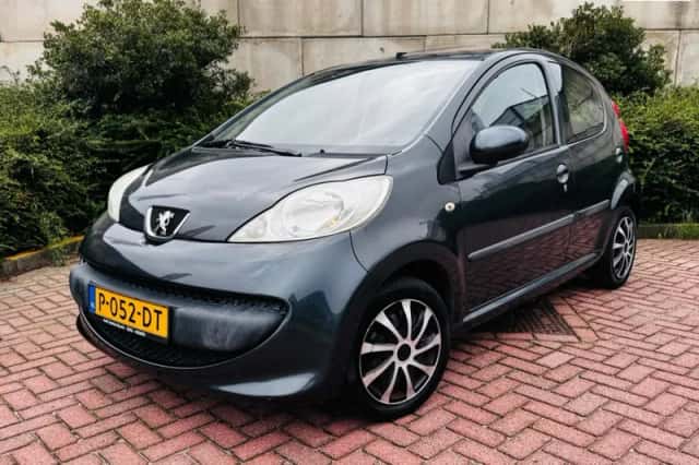 Peugeot 107 (2006) thumbnail 1