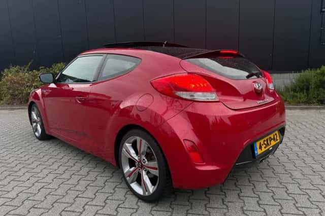 Hyundai Veloster (2013) thumbnail 5