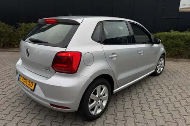 Volkswagen Polo (2014) thumbnail 4