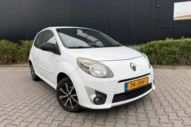 Renault Twingo (2009) thumbnail 2