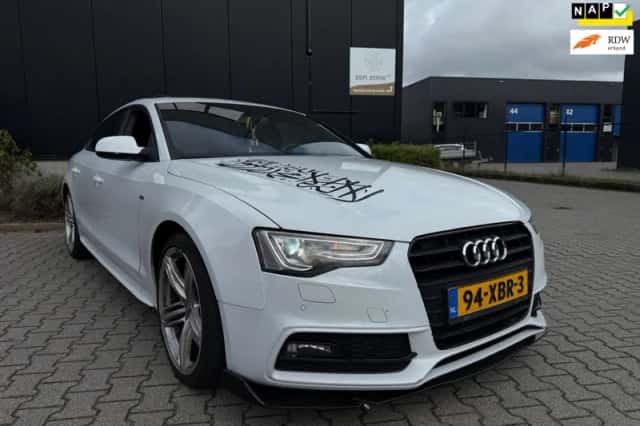 Audi A5 (2012) thumbnail 1