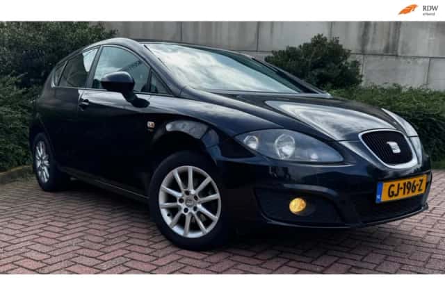 SEAT Leon (2011) thumbnail 1