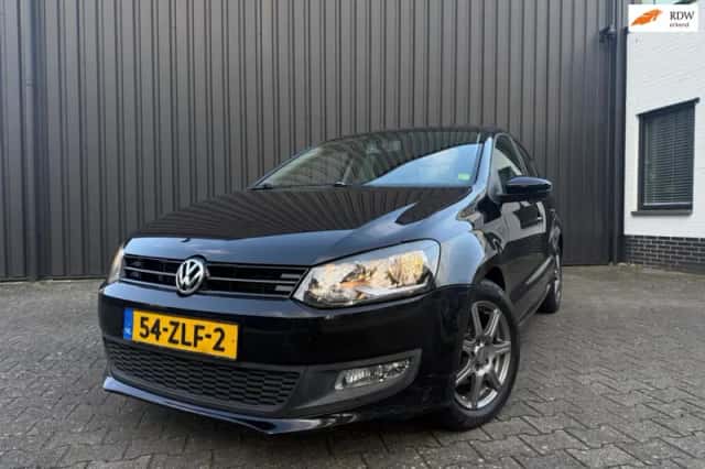 Volkswagen Polo (2013) thumbnail 1