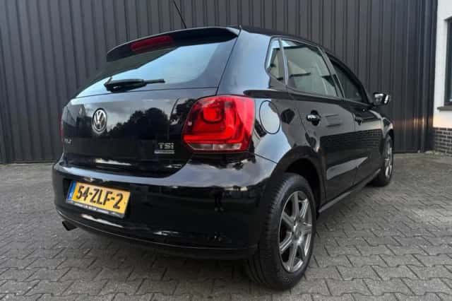 Volkswagen Polo (2013) thumbnail 4