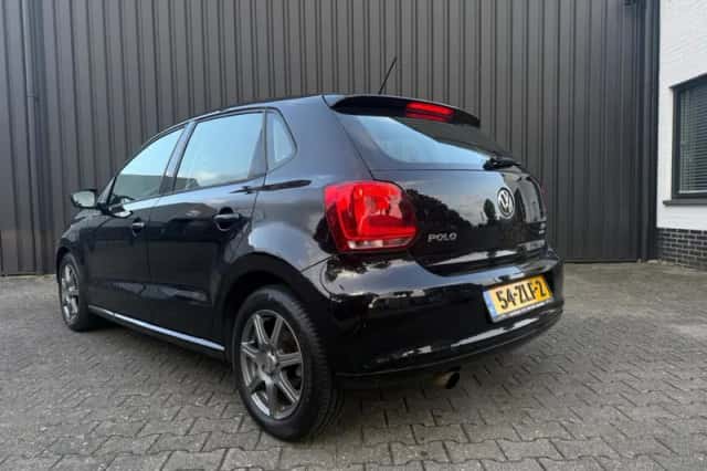 Volkswagen Polo (2013) thumbnail 5