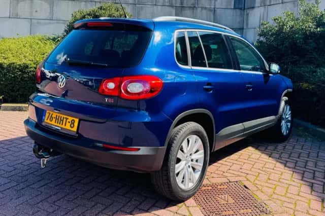 Volkswagen Tiguan (2009) thumbnail 4