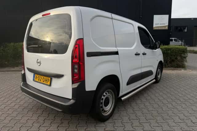 Opel Combo (2024) thumbnail 4