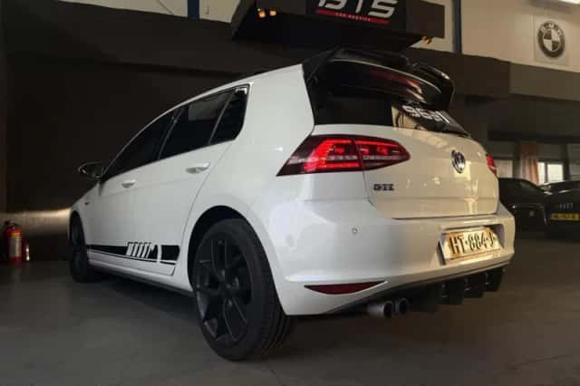 Volkswagen Golf (2015) thumbnail 6