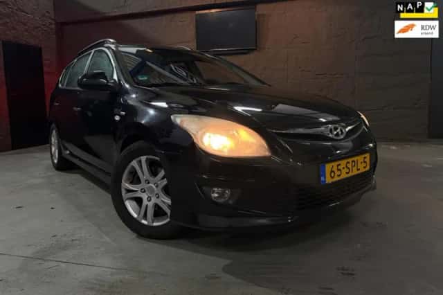 Hyundai i30 (2011) thumbnail 1