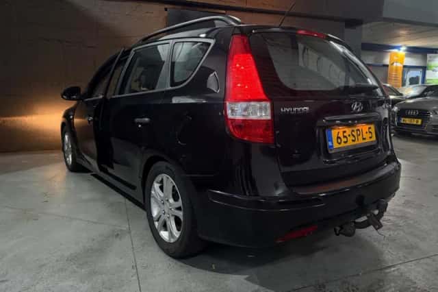 Hyundai i30 (2011) thumbnail 6