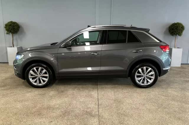 Volkswagen T-Roc (2020) thumbnail 4