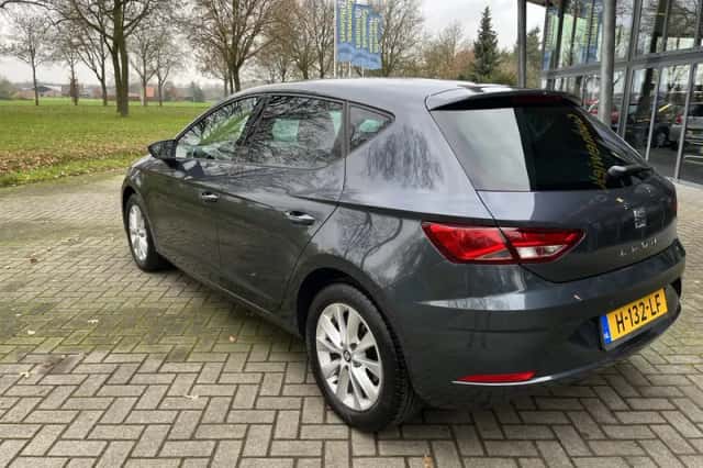 SEAT Leon (2020) thumbnail 3