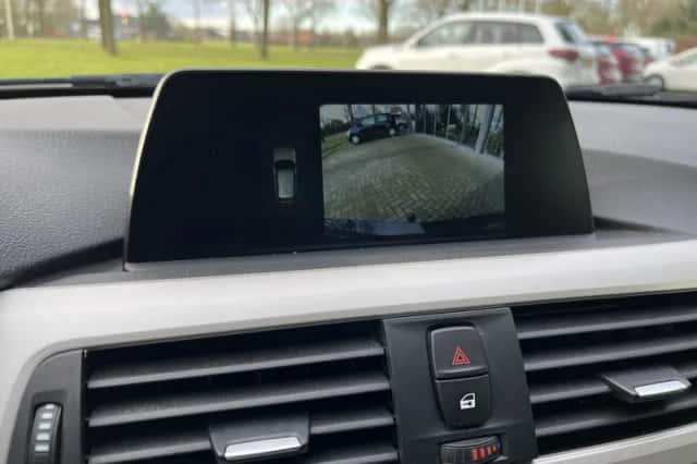 BMW 3-Serie (2018) thumbnail 6