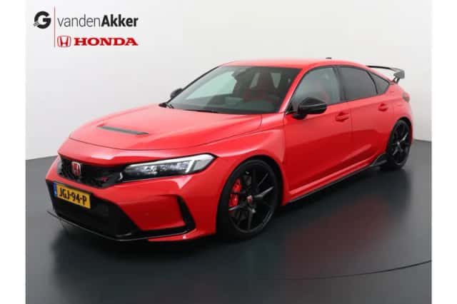 Honda Civic (2023) thumbnail 1
